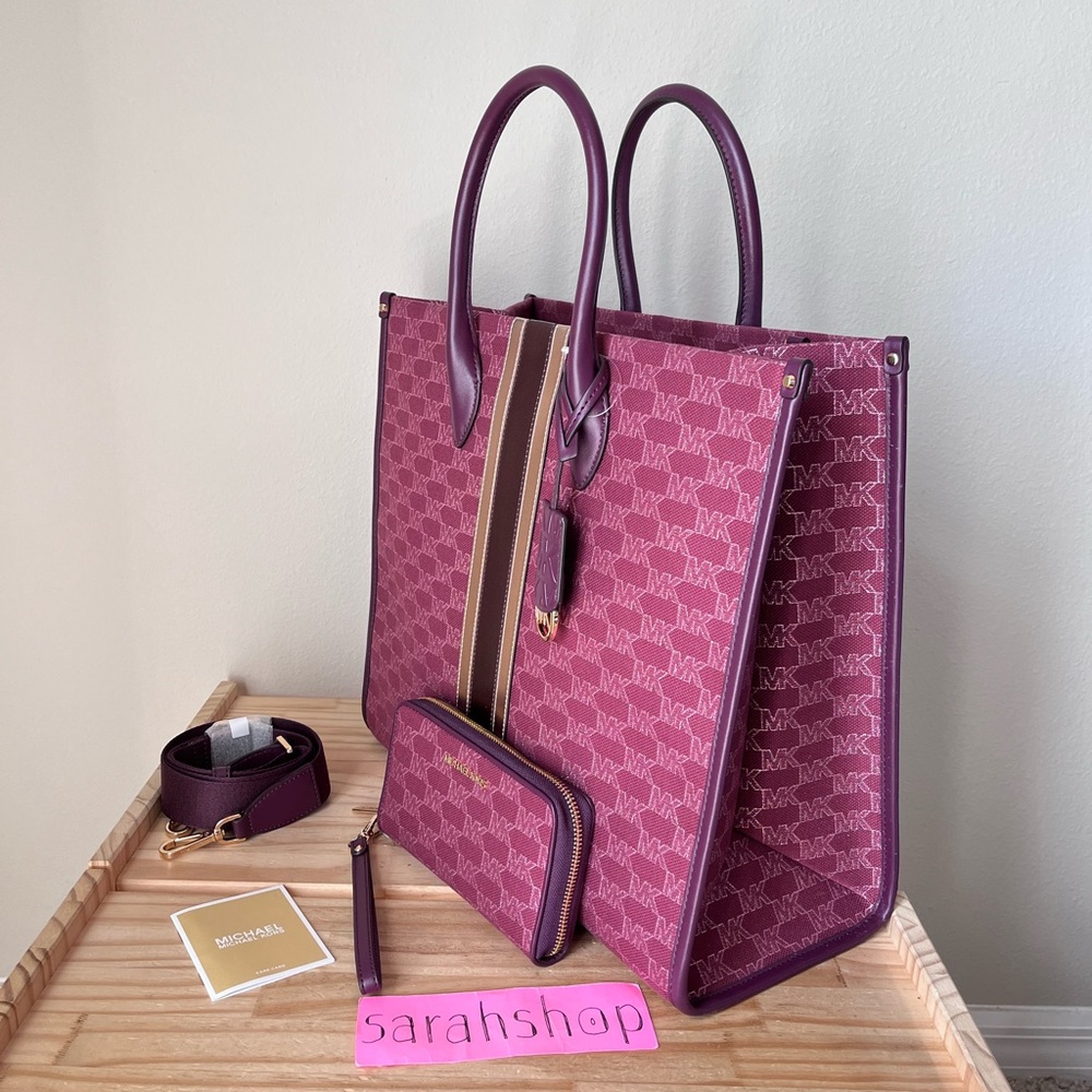 🌼Michael Kors Set - Picture 3 of 16